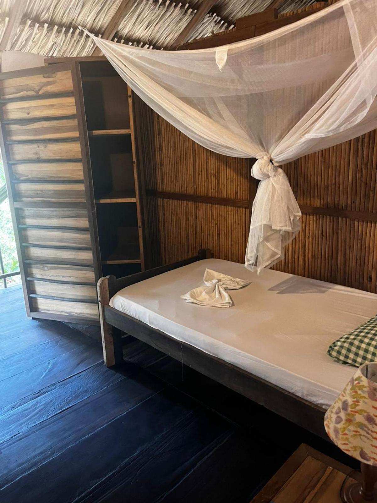 Hostal Zinpar Паломино Екстериор снимка