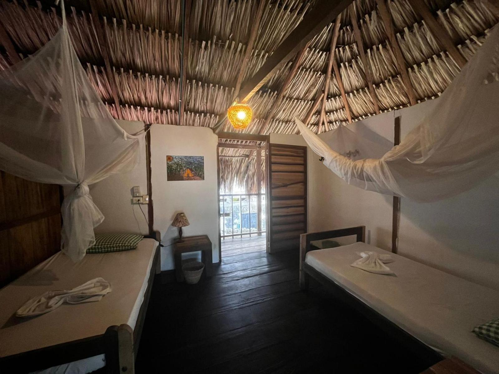 Hostal Zinpar Паломино Екстериор снимка